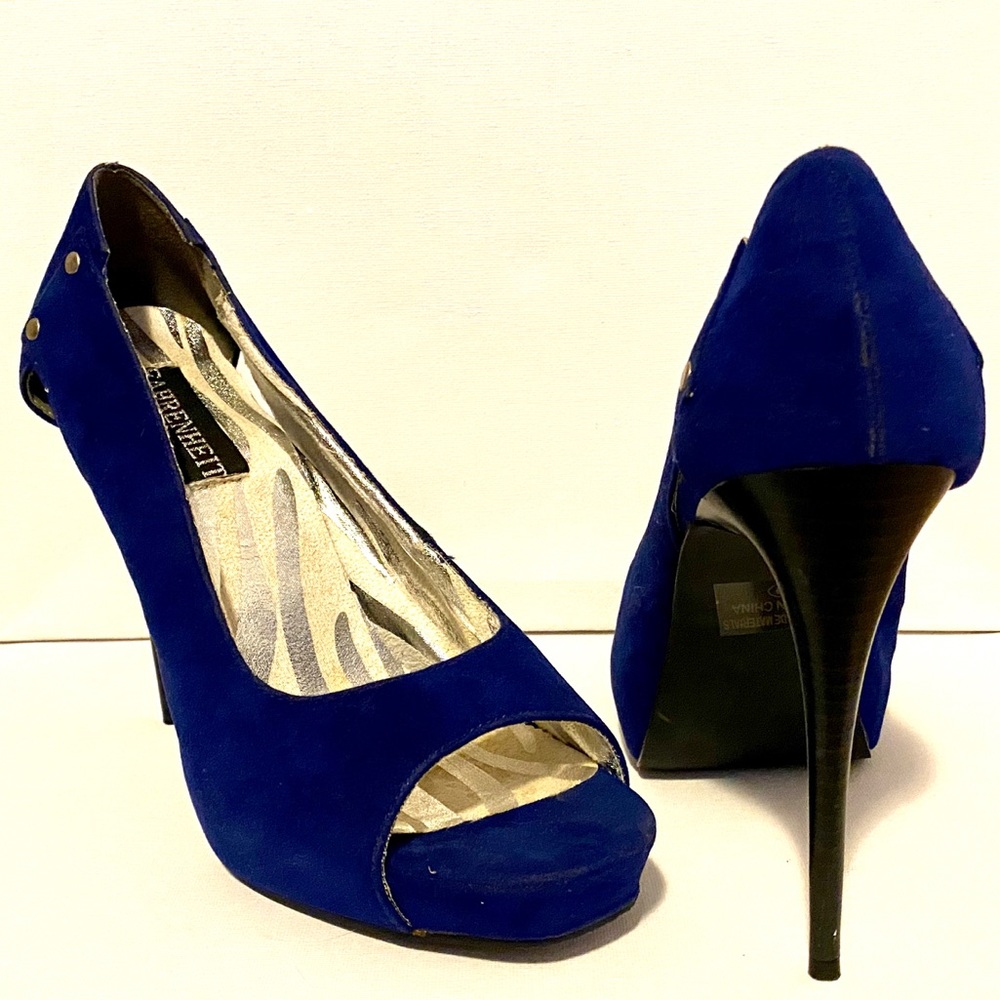 Fahrenheit royal blue stilettos size 9